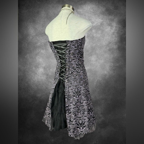 Tripp NYC Corset Gothic Brocade Lavender Strapless Tulle Dress - Picture 6 of 8